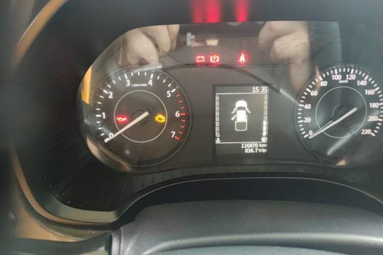 Used JMC Baodian 2023 1.8T Gasoline Two-Wheel Drive Comfort Edition Standard Wheelbase JX4G18A6L Odometer Close Up