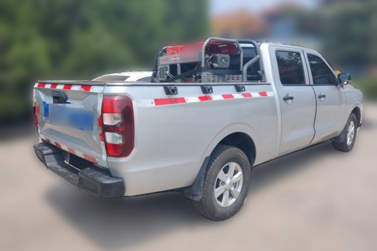 Used JMC Baodian 2025 2.5T Manual Diesel 4x4 Long Wheelbase Flat-Base Cargo Bed Rear Right 45 Deg