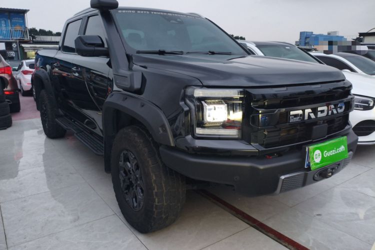Used JMC DaDao 2023 Pursuer 2.3T Diesel Automatic 4x4 Standard-Wheel Prestige Model Front Right 45 Deg