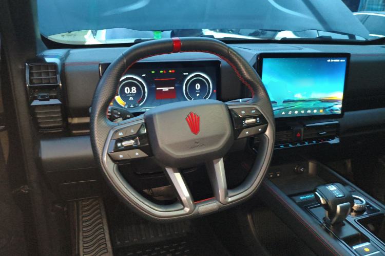 Used JMC DaDao 2023 Pursuer 2.3T Diesel Automatic 4x4 Standard-Wheel Prestige Model Steering Wheel