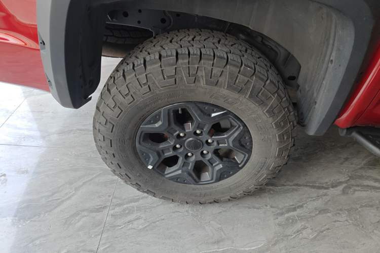 Used JMC DaDao 2023 Fly-Jiang 2.3T Gasoline Automatic 4x4 Boundaryless Model Exterior 8