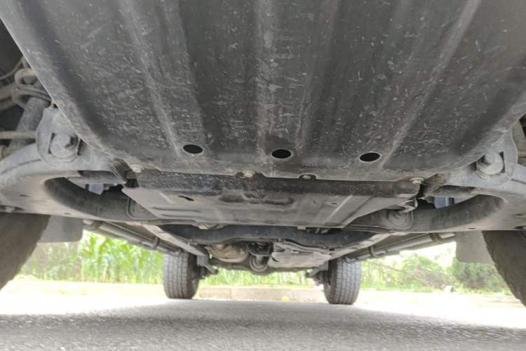 Used JMC DaDao 2023 Fly-Jiang 2.3T Diesel Automatic 4x4 Boundaryless Model Chassis Front