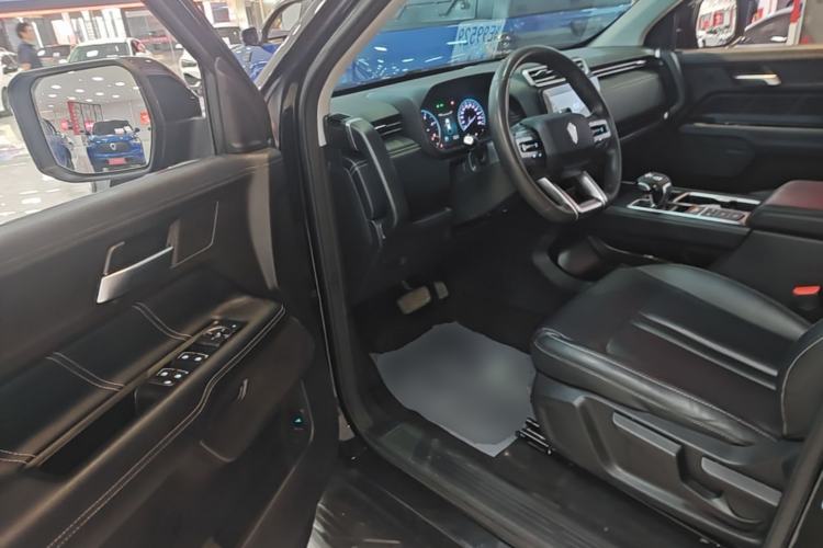 Used JMC DaDao 2023 All-rounder 2.3T Diesel Automatic 2WD Long-Wheelbase Comfort Edition Driver Seat