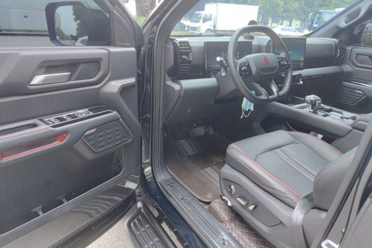 Used JMC DaDao 2023 Fly-Jiang 2.3T Diesel Automatic 4x4 Boundaryless Model Driver Seat
