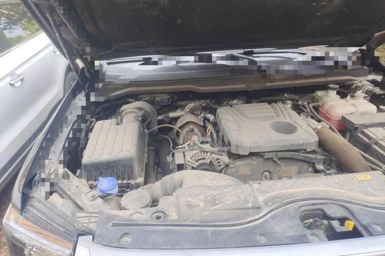 Used JMC DaDao 2023 All-Win 2.3T Diesel Automatic 4x4 Long-Wheelbase Comfort Edition Engine Bay Right