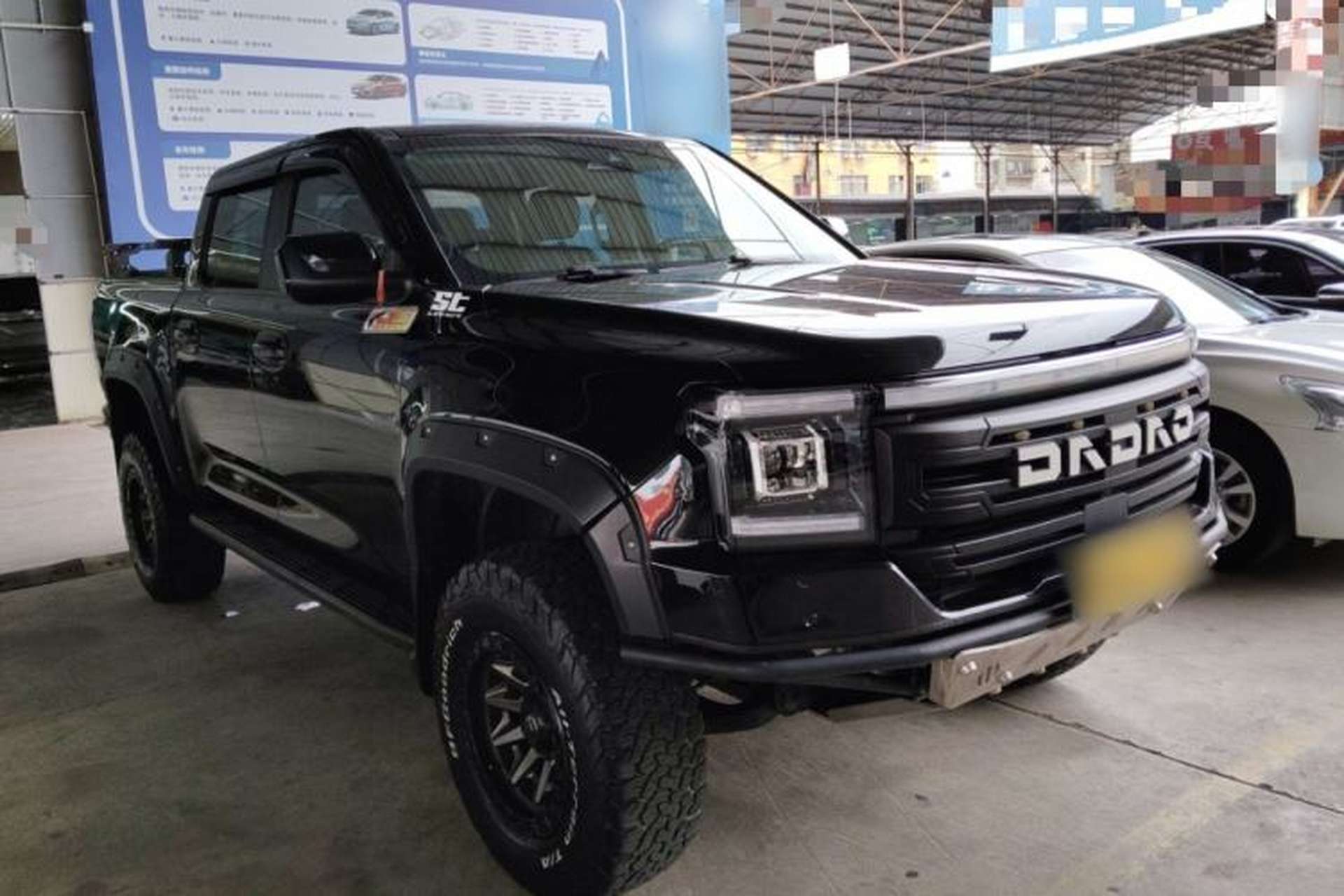 Used JMC DaDao 2023 Chasing Light 2.3T Diesel Automatic 4x4 Standard-Wheel Enjoyment Model Exterior 1