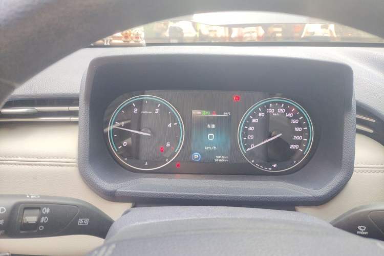 Used JMC DaDao 2023 All-Win 2.3T Diesel Automatic 4x4 Long-Wheelbase Comfort Edition Instrument Cluster