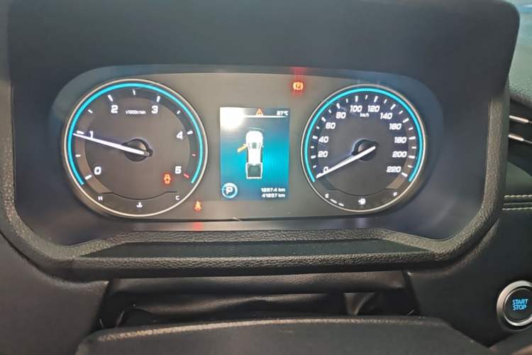 Used JMC DaDao 2023 All-rounder 2.3T Diesel Automatic 2WD Long-Wheelbase Comfort Edition Instrument Cluster