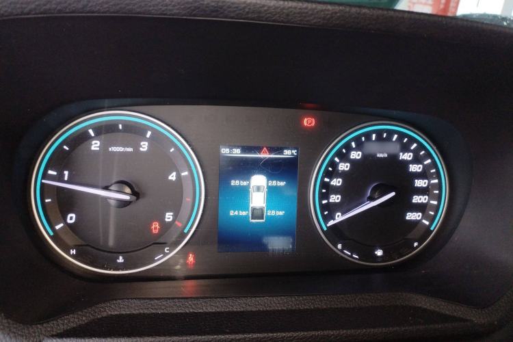 Used JMC DaDao 2023 All-Purpose 2.3T Diesel Manual Two-Wheel Drive Long-Wheelbase Comfort Edition Instrument Cluster