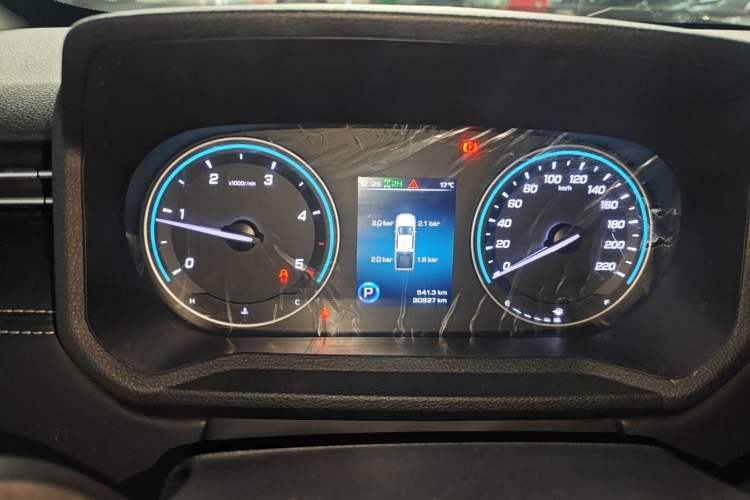 Used JMC DaDao 2023 All-Win 2.3T Diesel Automatic 4x4 Long-Wheelbase Comfort Edition Instrument Cluster