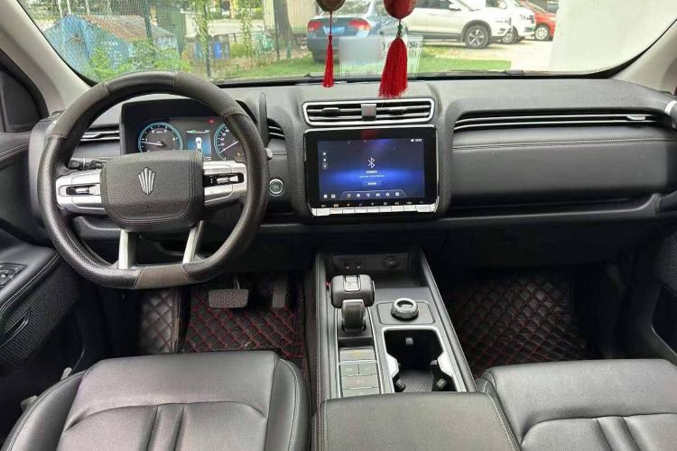 Used JMC DaDao 2023 All-Win 2.3T Diesel Automatic 4x4 Long-Wheelbase Comfort Edition Interior 1