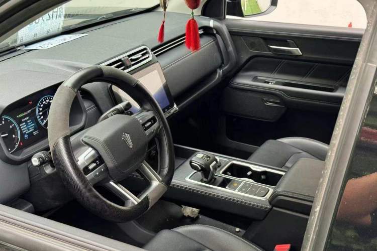 Used JMC DaDao 2023 All-Win 2.3T Diesel Automatic 4x4 Long-Wheelbase Comfort Edition Interior 2