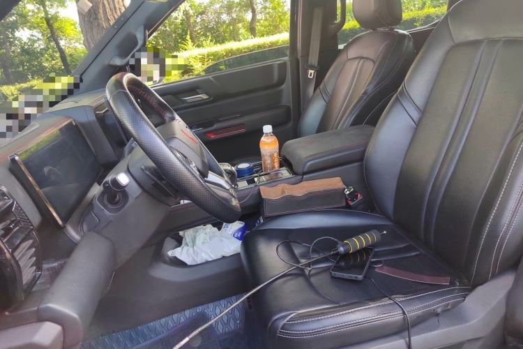 Used JMC DaDao 2023 Fly-Jiang 2.3T Gasoline Automatic 4x4 Boundaryless Model Left Front Seat