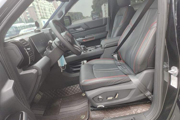 Used JMC DaDao 2023 Fly-Jiang 2.3T Diesel Automatic 4x4 Boundaryless Model Left Front Seat
