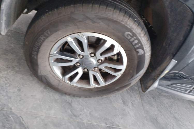 Used JMC DaDao 2023 All-Purpose 2.3T Diesel Manual Two-Wheel Drive Long-Wheelbase Comfort Edition Left Front Wheel Hub