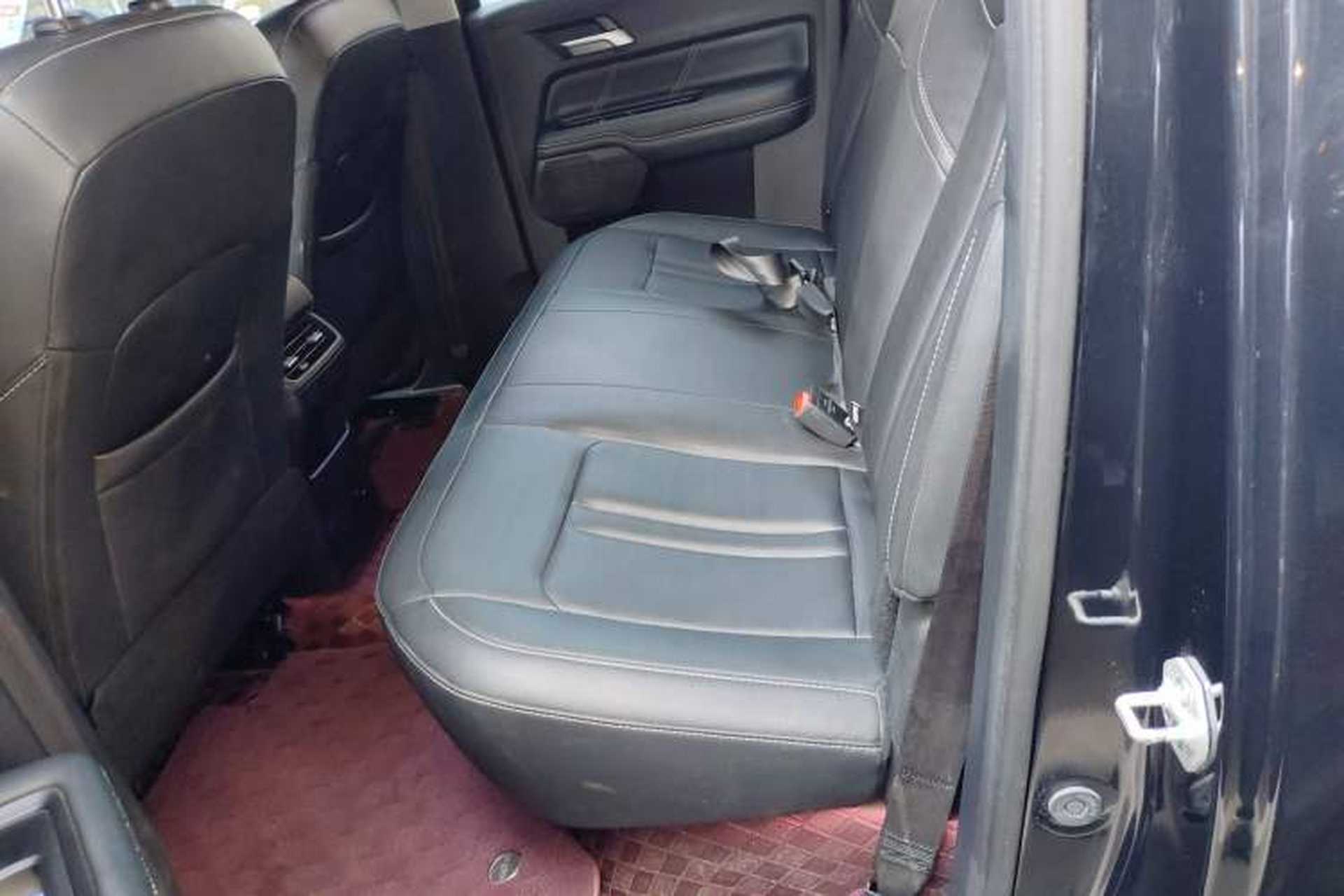 Used JMC DaDao 2023 All-Win 2.3T Diesel Automatic 4x4 Long-Wheelbase Comfort Edition Left Rear Seat