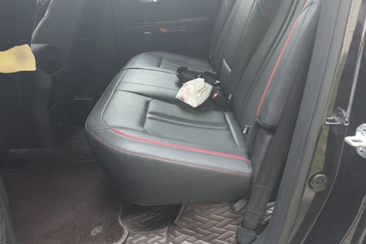 Used JMC DaDao 2023 Fly-Jiang 2.3T Diesel Automatic 4x4 Boundaryless Model Left Rear Seat