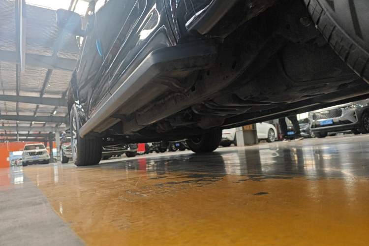 Used JMC DaDao 2023 All-Win 2.3T Diesel Automatic 4x4 Long-Wheelbase Comfort Edition Left Side Sill