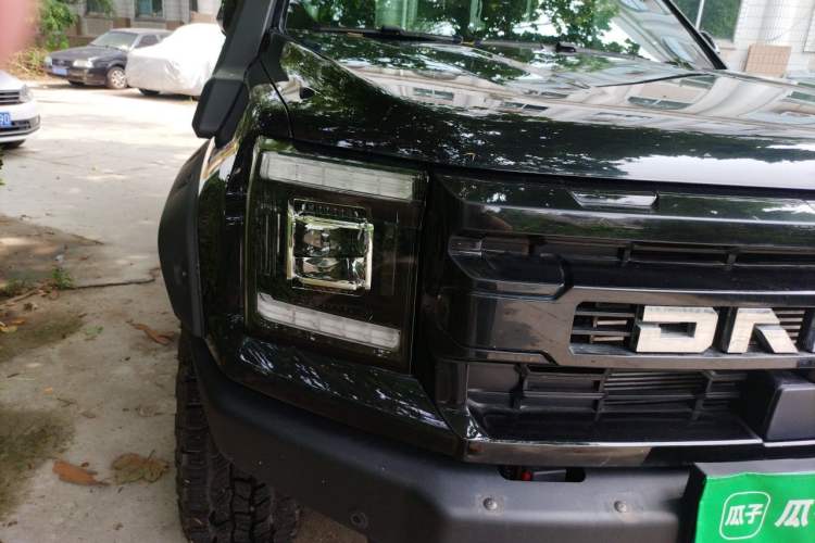 Used JMC DaDao  Right Front Headlight