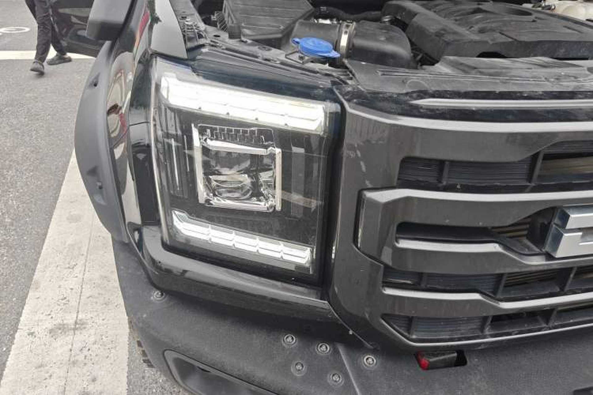 Used JMC DaDao 2023 Fly King 2.3T Gasoline Automatic 4x4 Extreme Edition Right Front Headlight