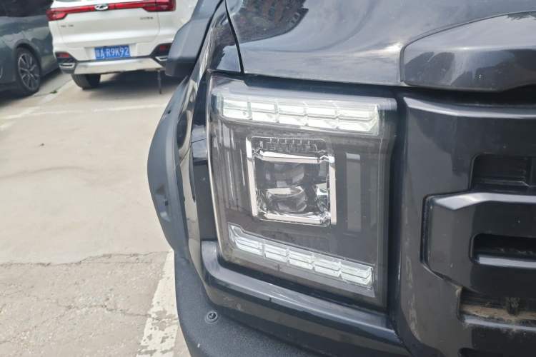 Used JMC DaDao  Right Front Headlight