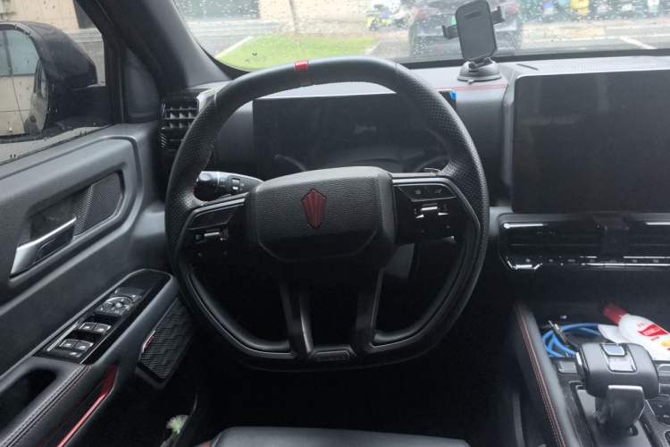 Used JMC DaDao 2023 Fly-Jiang 2.3T Diesel Automatic 4x4 Boundaryless Model Steering Wheel