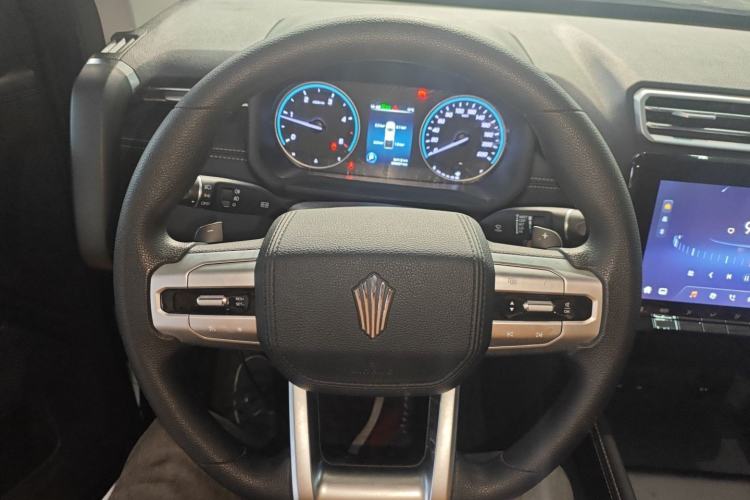 Used JMC DaDao 2023 All-Win 2.3T Diesel Automatic 4x4 Long-Wheelbase Comfort Edition Steering Wheel