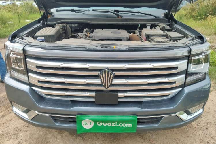 Used JMC DaDao 2023 Chasing Light 2.3T Diesel Automatic 2WD Standard-Wheel Enjoyment Model Engine Bay