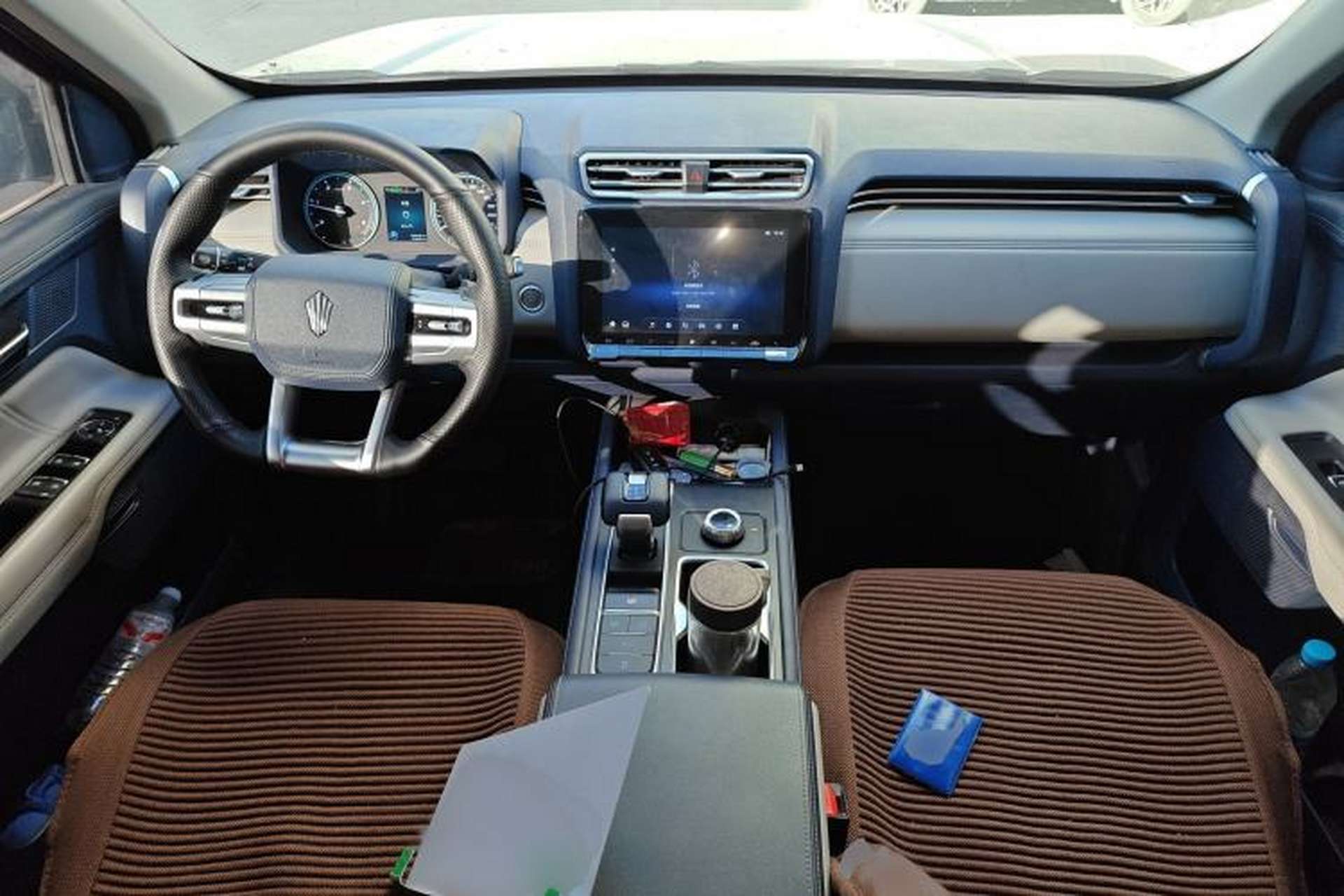 Used JMC DaDao 2023 All-Purpose Model 2.3T Diesel Manual 4x4 Standard-Wheel Comfort Edition Interior 2