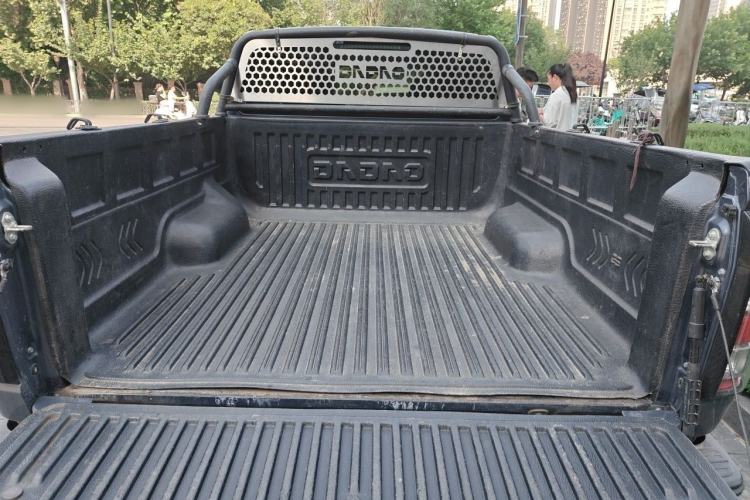 Used JMC DaDao 2023 All-Win 2.3T Diesel Automatic 4x4 Long-Wheelbase Comfort Edition Trunk