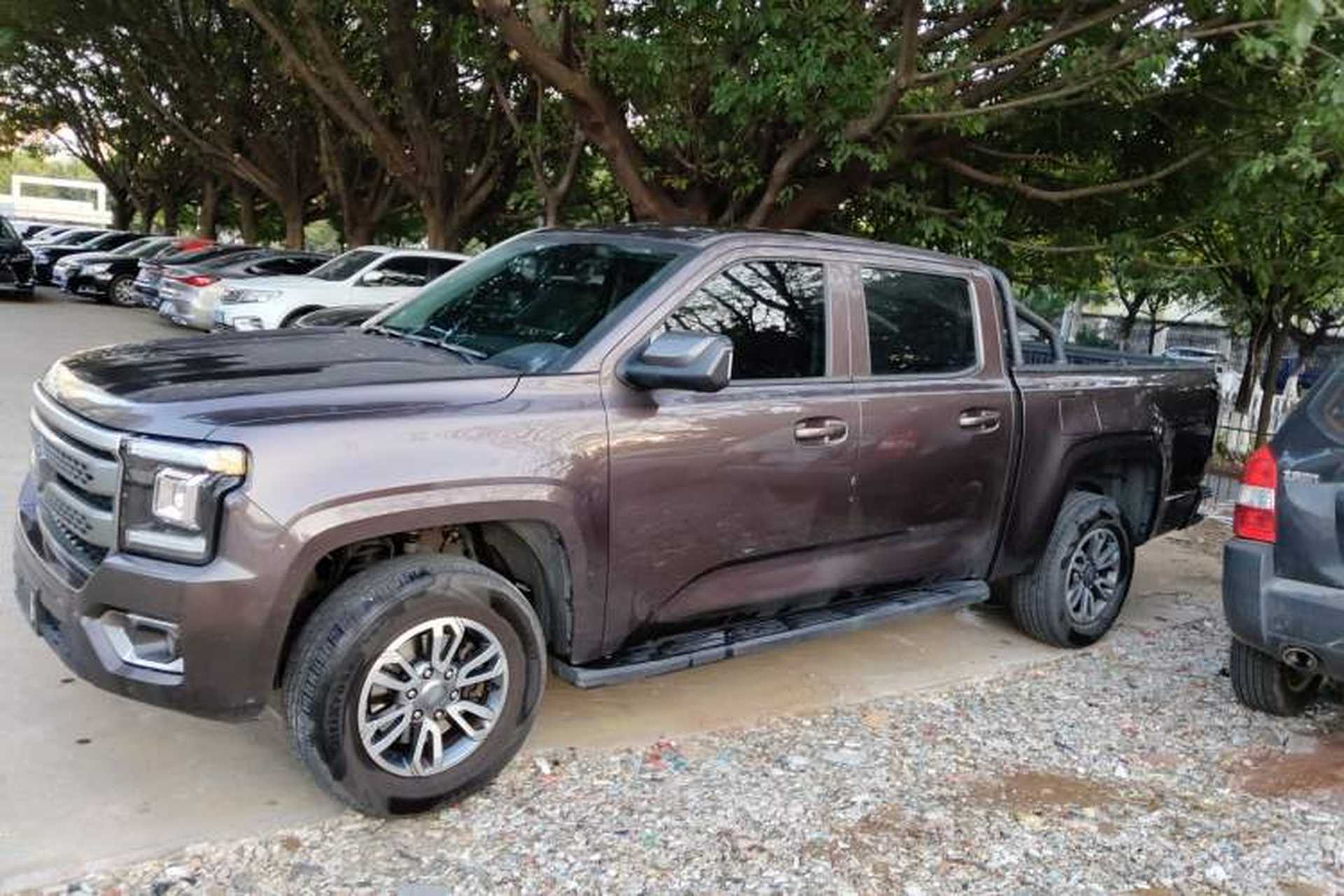 Used JMC DaDao 2023 All-Purpose 2.3T Diesel Manual Two-Wheel Drive Long-Wheelbase Comfort Edition Left Side