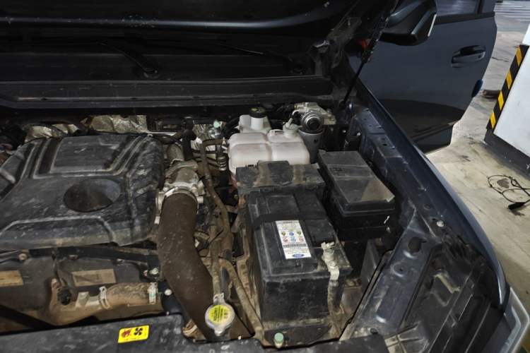 Used JMC DaDao 2023 All-rounder 2.3T Diesel Automatic 2WD Long-Wheelbase Comfort Edition Engine Bay Left
