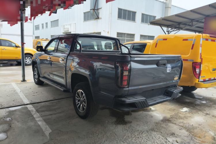Used JMC DaDao 2023 All-Purpose 2.3T Diesel Manual 4x4 Long-Wheelbase Comfort Edition Exterior 5
