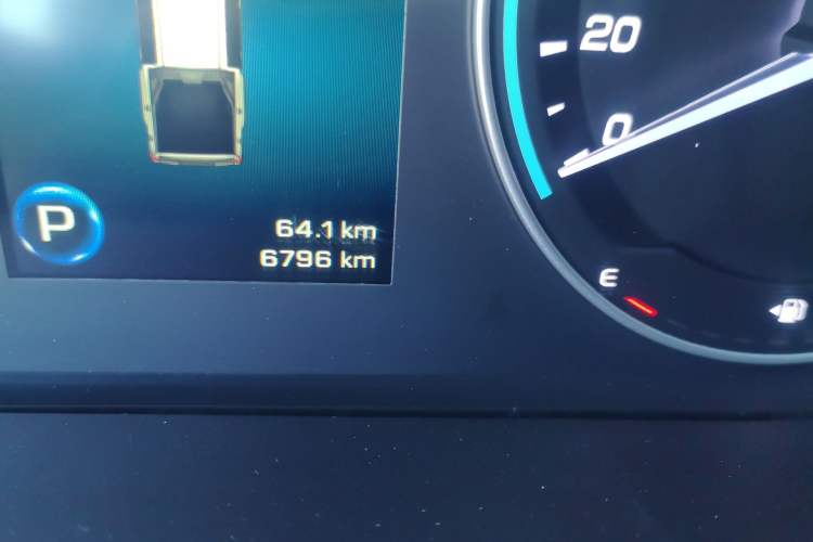 Used JMC DaDao 2023 All-Win 2.3T Diesel Automatic 4x4 Long-Wheelbase Comfort Edition Odometer Close Up