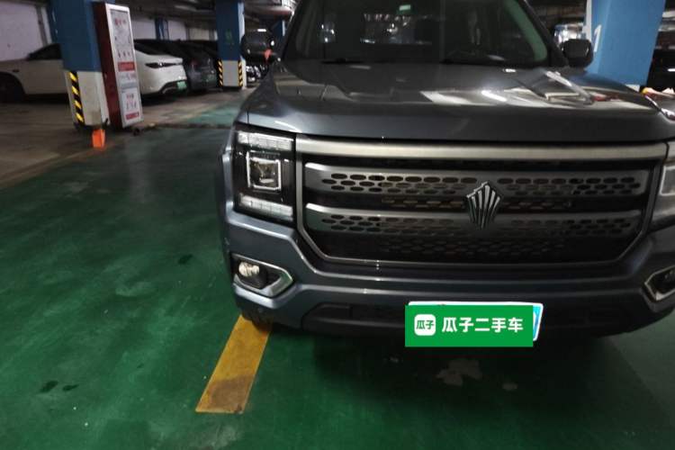 Used JMC DaDao 2023 All-rounder 2.3T Diesel Automatic 2WD Long-Wheelbase Comfort Edition Right Front Headlight
