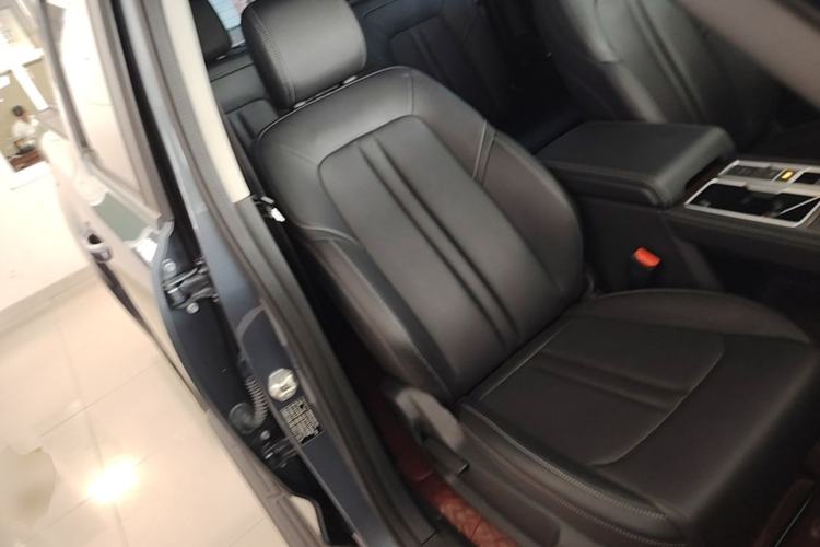 Used JMC DaDao 2023 Chasing Light 2.3T Gasoline Automatic 4x4 Standard-Wheel Enjoyment Model Right Front Seat