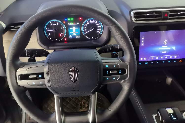 Used JMC DaDao 2023 All-Win 2.3T Diesel Automatic 4x4 Long-Wheelbase Comfort Edition Steering Wheel