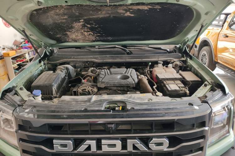 Used JMC DaDao 2023 Fly-Jiang 2.3T Diesel Automatic 4x4 Extreme Edition Engine Bay