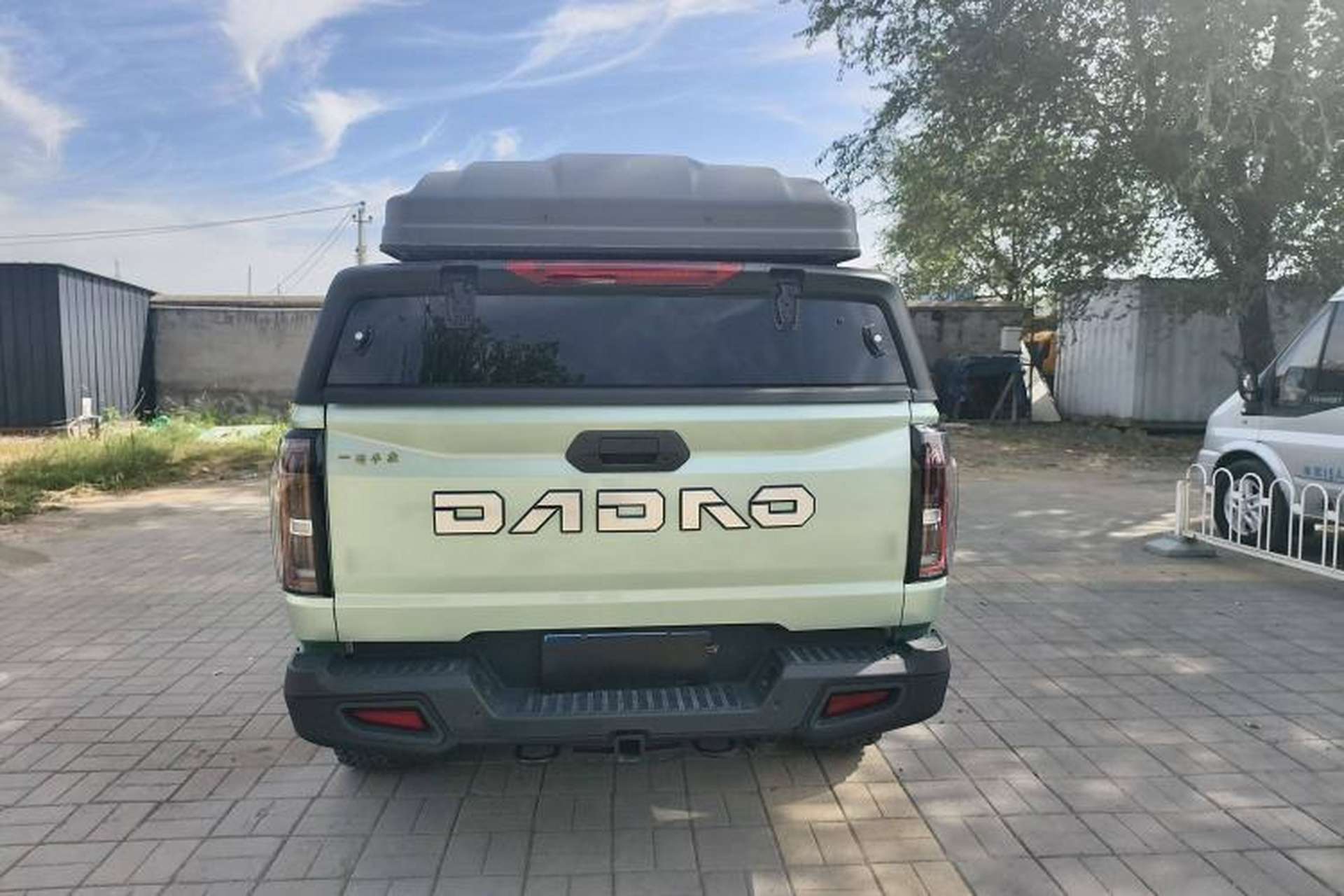 Used JMC DaDao 2023 Fly King 2.3T Gasoline Automatic 4x4 Extreme Edition Exterior 4
