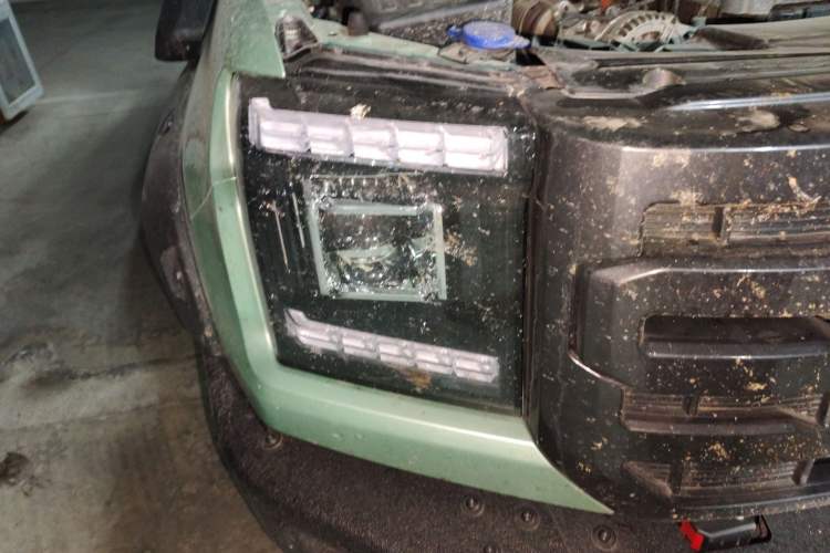 Used JMC DaDao 2023 Fly-Jiang 2.3T Diesel Automatic 4x4 Extreme Edition Exterior 6