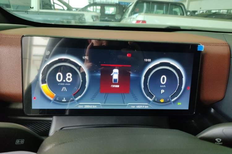 Used JMC DaDao 2023 Fly-Jiang 2.3T Diesel Automatic 4x4 Extreme Edition Instrument Cluster