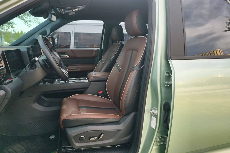 Used JMC DaDao 2023 Fly King 2.3T Gasoline Automatic 4x4 Extreme Edition Left Front Seat