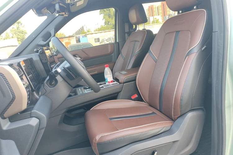 Used JMC DaDao 2023 Fly King 2.3T Gasoline Automatic 4x4 Extreme Edition Left Front Seat