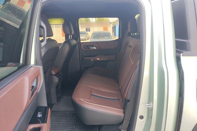 Used JMC DaDao 2023 Fly King 2.3T Gasoline Automatic 4x4 Extreme Edition Left Rear Seat