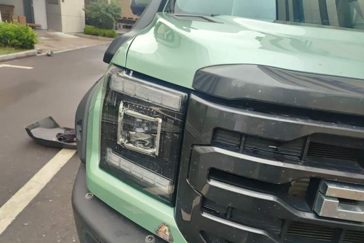 Used JMC DaDao 2023 Fly King 2.3T Gasoline Automatic 4x4 Extreme Edition Right Front Headlight
