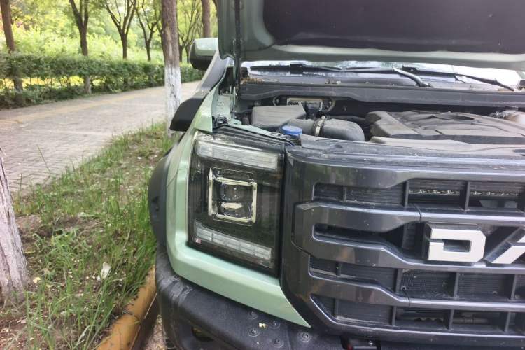 Used JMC DaDao 2023 Fly King 2.3T Gasoline Automatic 4x4 Extreme Edition Right Front Headlight