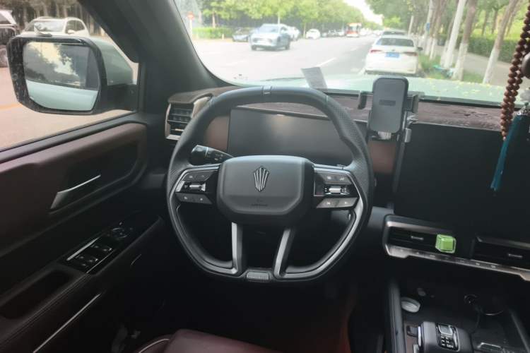 Used JMC DaDao 2023 Fly King 2.3T Gasoline Automatic 4x4 Extreme Edition Steering Wheel