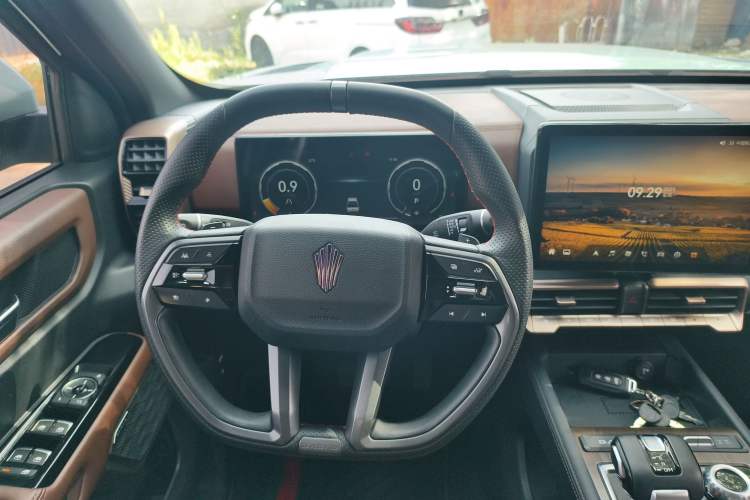 Used JMC DaDao 2023 Fly King 2.3T Gasoline Automatic 4x4 Extreme Edition Steering Wheel