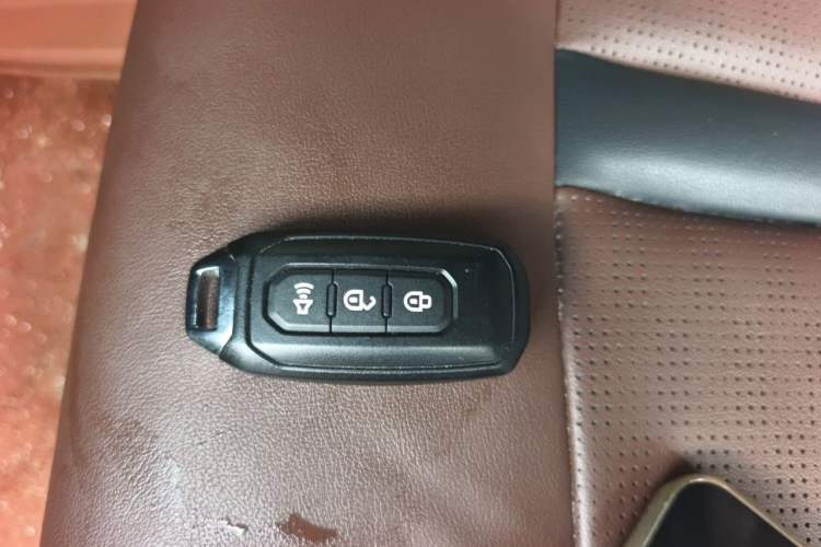 Used JMC DaDao 2023 Fly King 2.3T Gasoline Automatic 4x4 Extreme Edition Vehicle Key