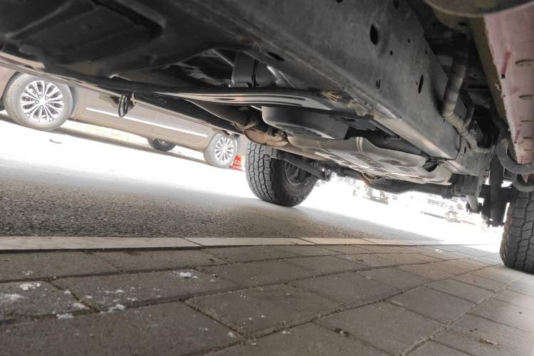 Used JMC DaDao 2023 Fly-Jiang 2.3T Diesel Automatic 4x4 Boundaryless Model Chassis Front Left